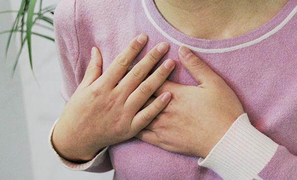 粉红120乳腺健康：乳腺增生结节严重吗，怎么治疗？